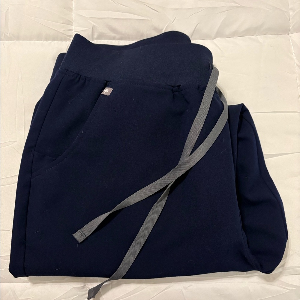 Figs Zamora Jogger Scrubs